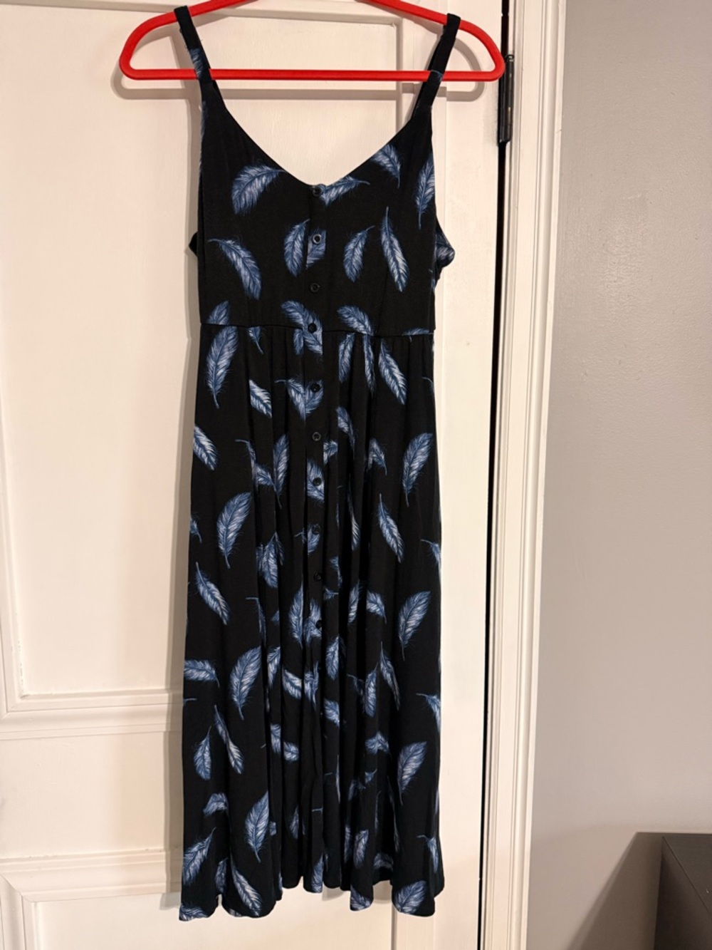 torrid Black Top with Blue Feather Print